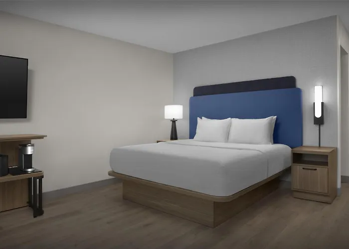 Hampton Inn Lenoir City