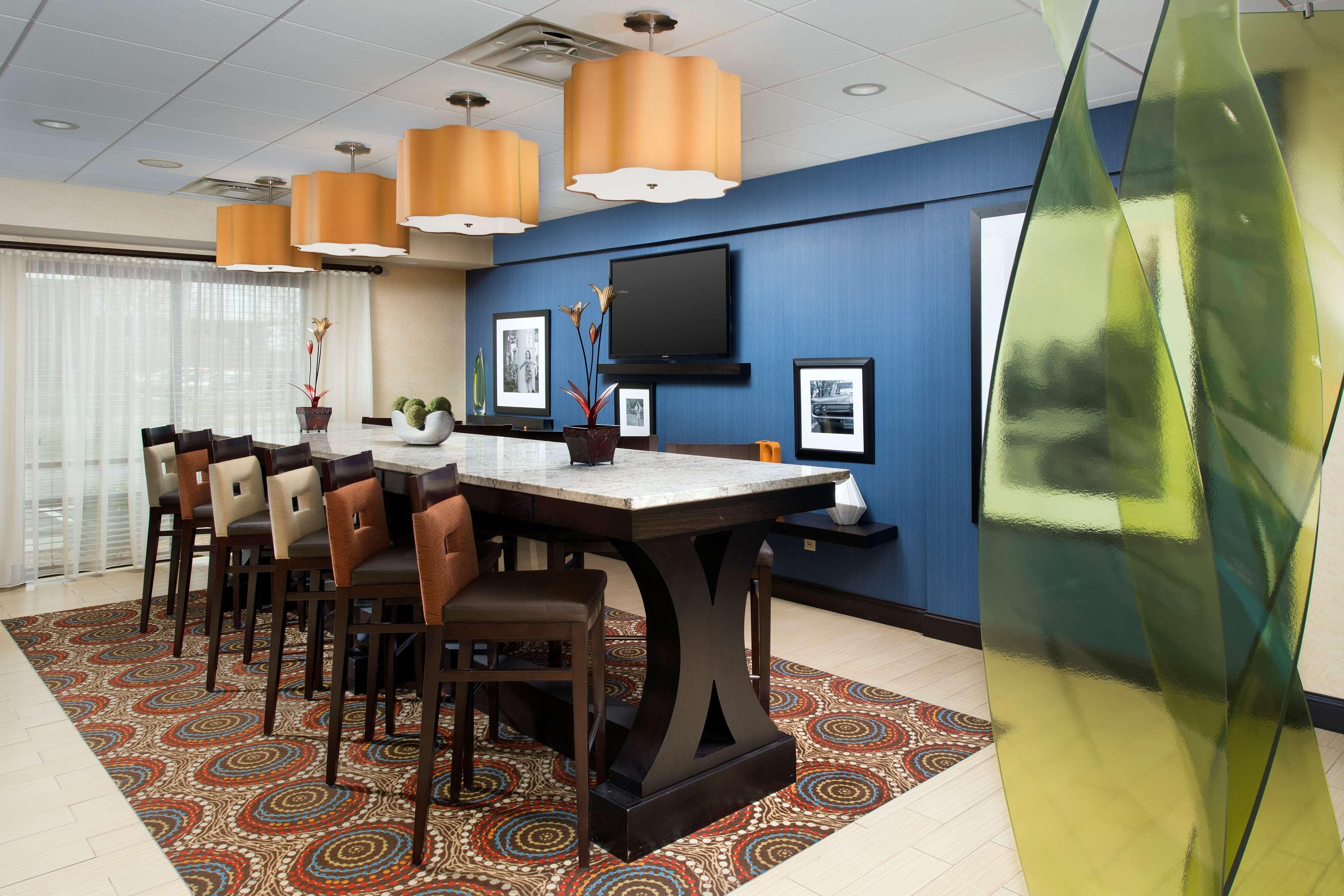 Hampton Lenoir Hotel