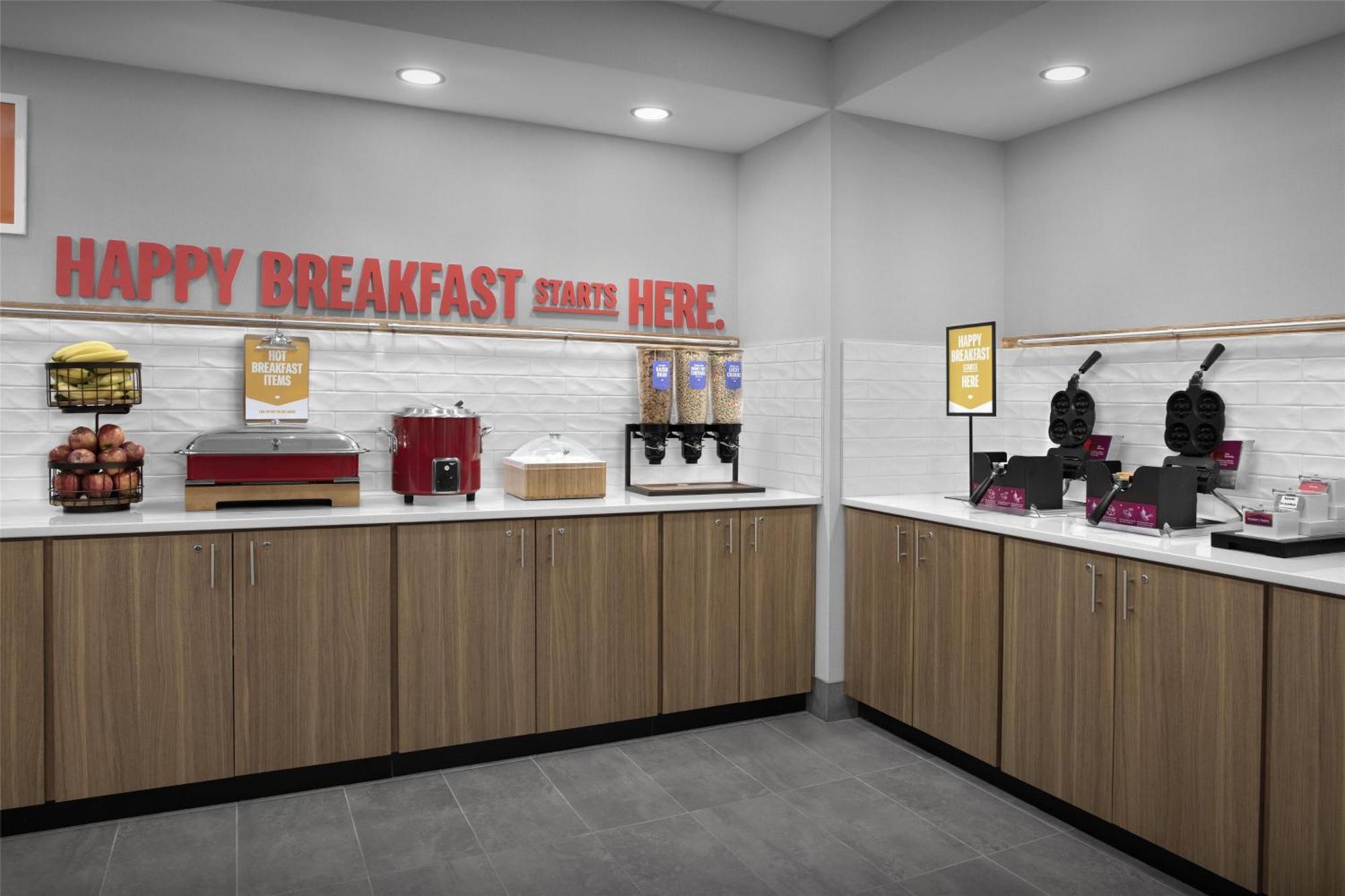 Hampton Lenoir Hotel 3*